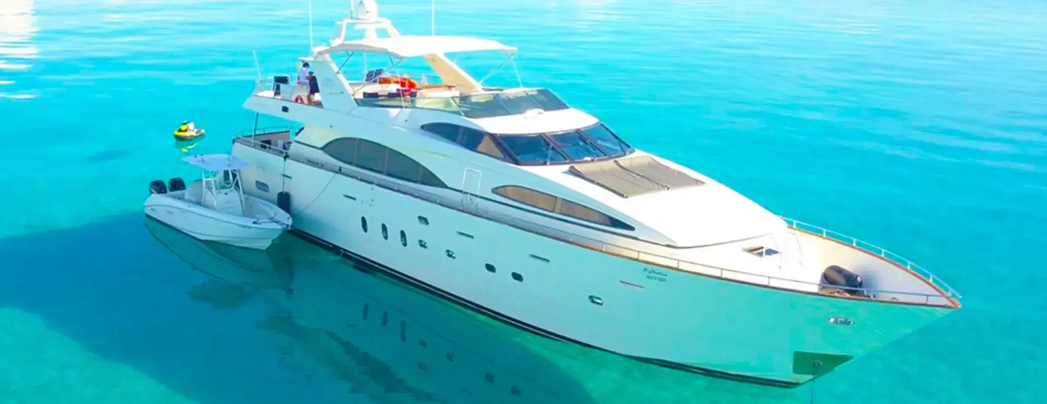 100' Azimut photo 19